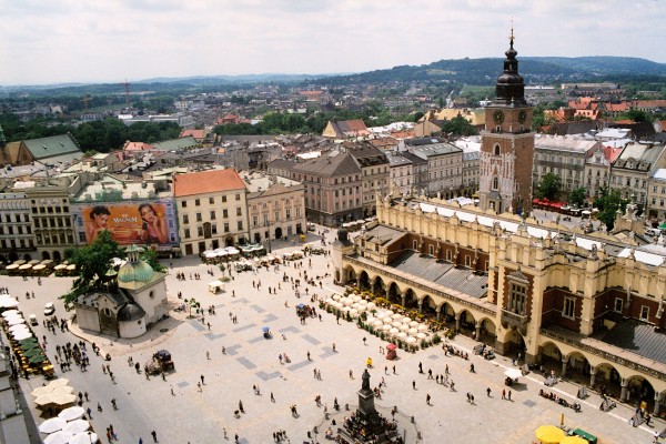 20100521221410!Krakow_rynek_01