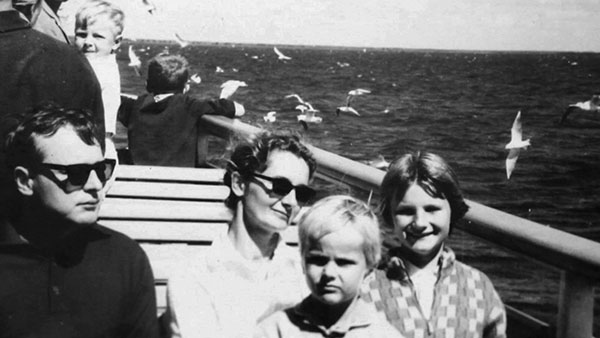 eksmisja - resettlement